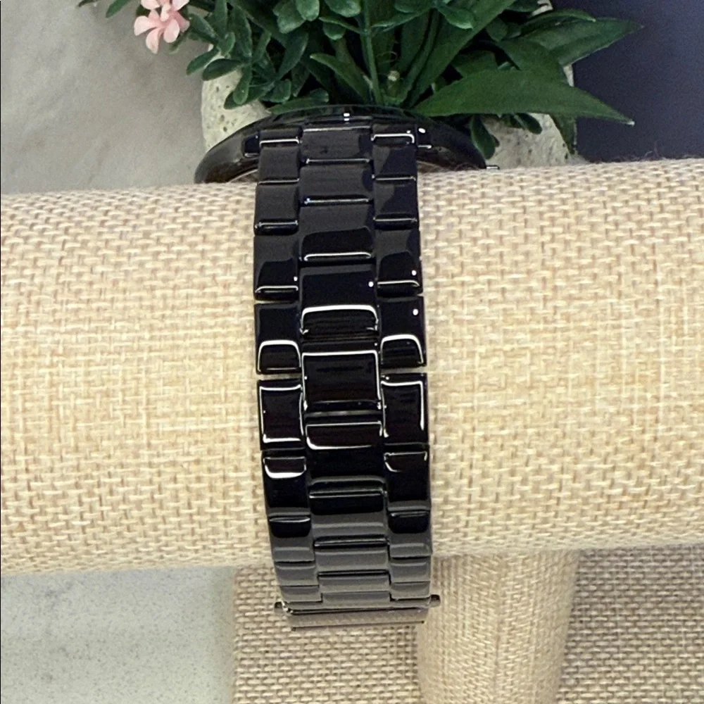 Michael Kors Women's Slim Runway Three-Hand Black Stainless Steel Watch 42mm